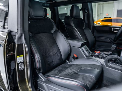 Used 2025 Ford Bronco Raptor AWD/4WD image 13
