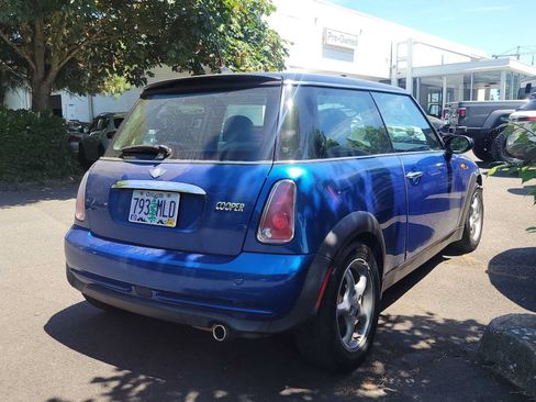 Used 2006 MINI Cooper Hardtop FWD image 2
