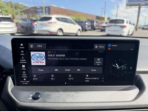 Used 2025 Honda Accord Touring image 14