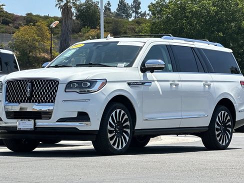 Certified 2023 Lincoln Navigator L Black Label AWD/4WD image 7