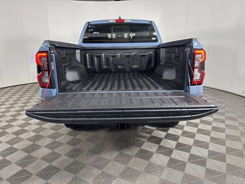 New 2025 Ford Ranger Lariat w/ Black Appearance Package image 9