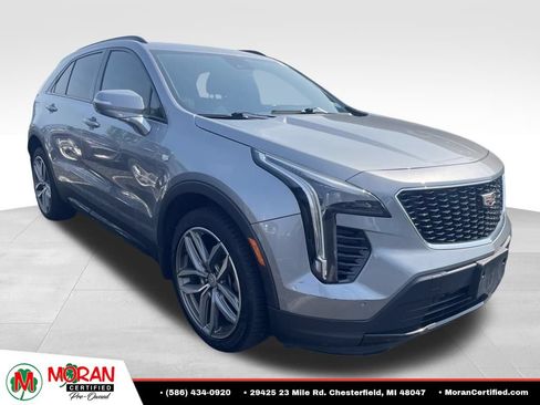 Used 2023 Cadillac XT4 Sport w/ Technology Package AWD/4WD image 4