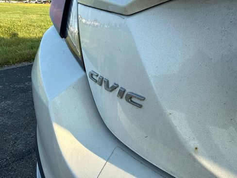 Used 2020 Honda Civic Sport image 10
