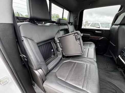 Used 2021 GMC Sierra 2500 Denali w/ Denali Ultimate Package AWD/4WD image 37