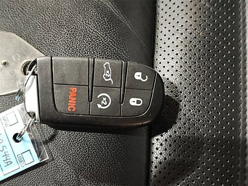 Used 2020 Jeep Grand Cherokee Limited X image 36