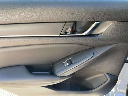 Used 2022 Honda Accord Sport Special Edition image 12