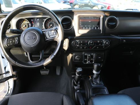 Used 2020 Jeep Wrangler Unlimited Sport S AWD/4WD image 12