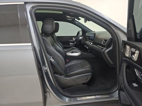 Used 2022 Mercedes-Benz GLS 450 4MATIC w/ AMG Line Exterior image 11