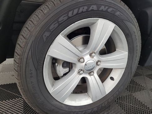 Used 2016 Jeep Patriot Latitude AWD/4WD image 31