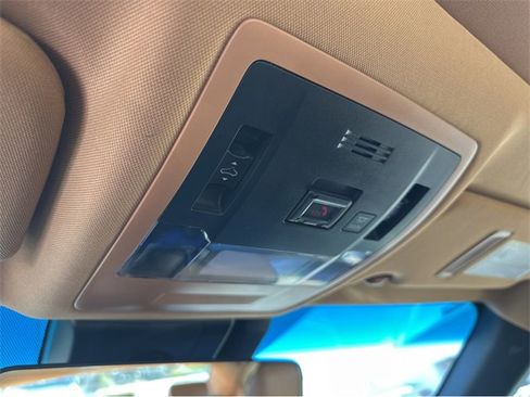 Certified 2025 Lexus ES 350 w/ Premium Package image 7