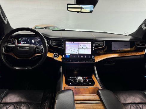 Used 2022 Jeep Grand Wagoneer Series III AWD/4WD image 58