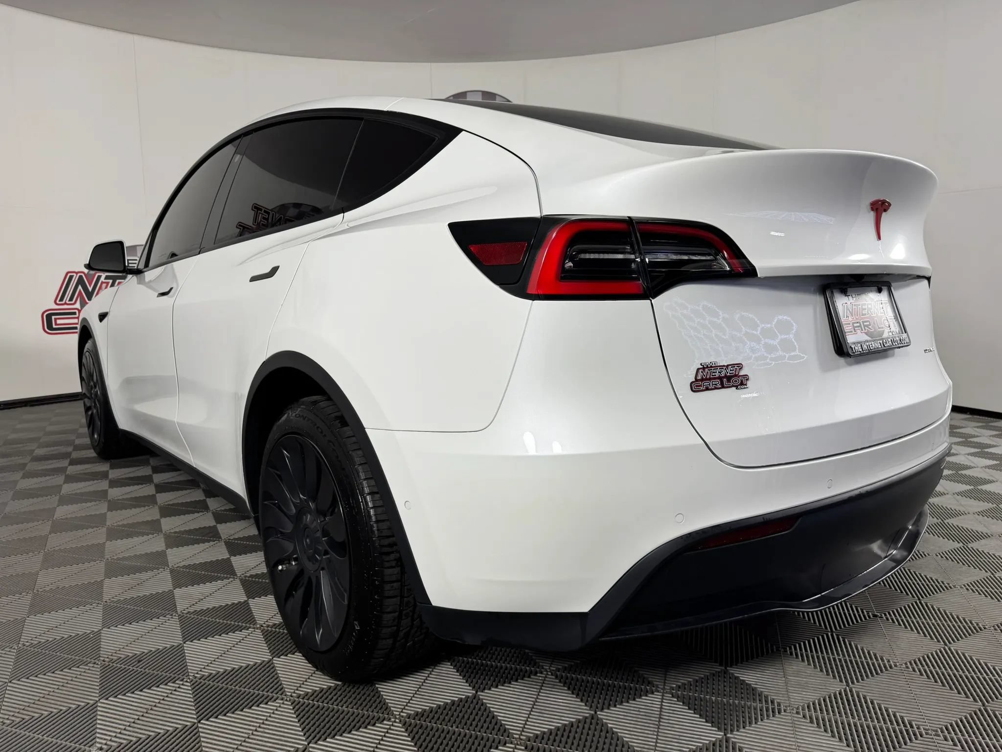 Used 2020 Tesla Model Y Long Range AWD/4WD image 26