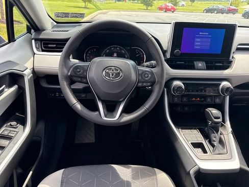 Certified 2023 Toyota RAV4 XLE w/ Convenience Package AWD/4WD image 19