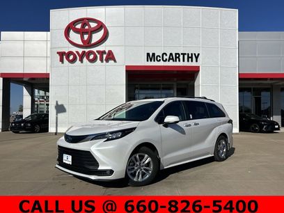 Used 2025 Toyota Sienna XLE