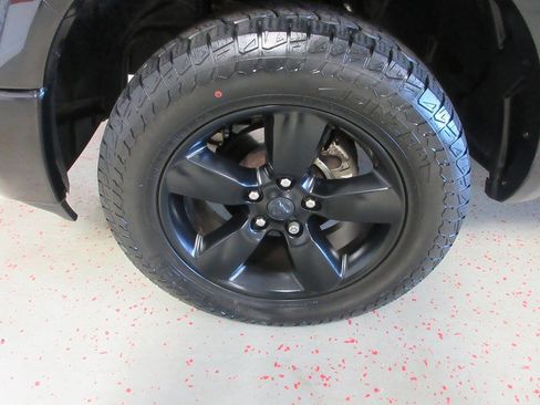 Used 2016 RAM 1500 Outdoorsman AWD/4WD image 34
