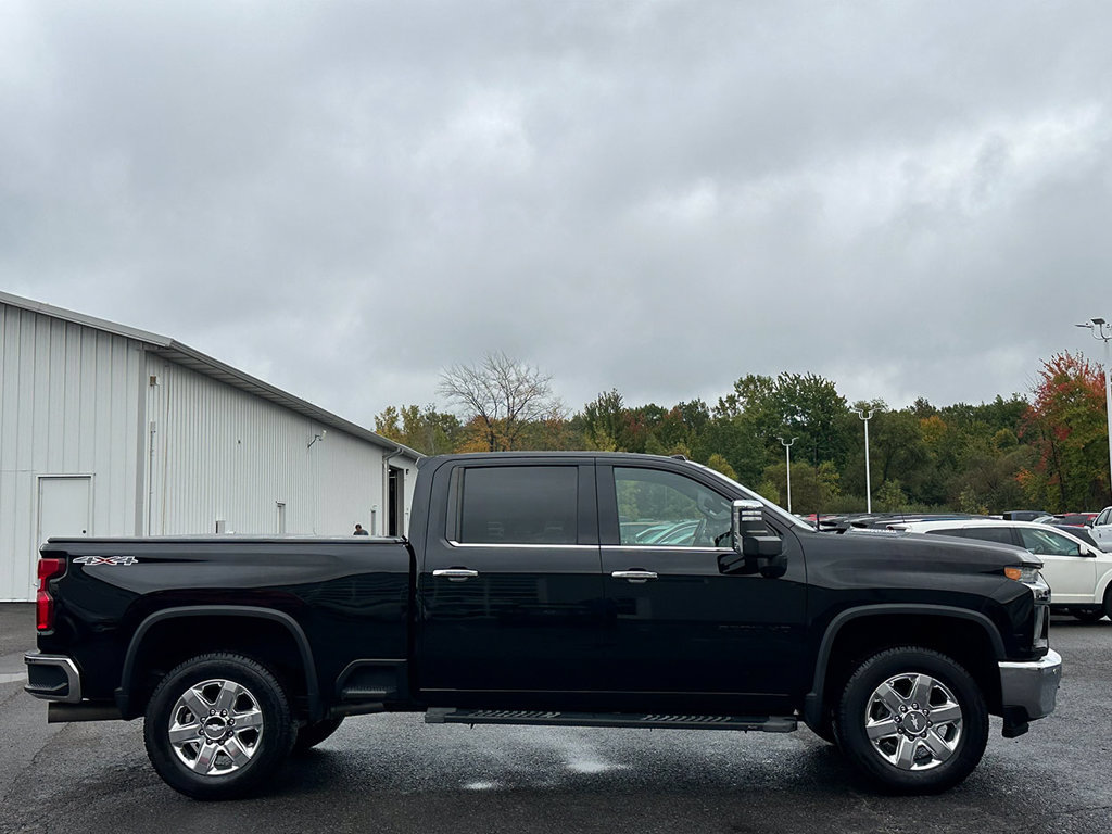 Used 2020 Chevrolet Silverado 2500 LTZ w/ LTZ Premium Package AWD/4WD image 11