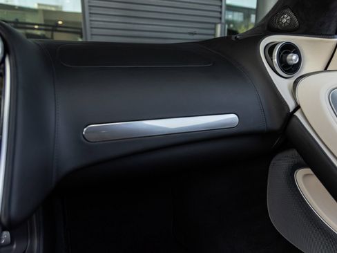 Used 2026 McLaren GTS RWD image 31