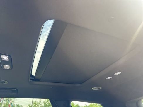 Used 2024 Buick Enclave Avenir w/ Avenir Technology Package FWD image 23