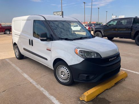Used 2021 RAM ProMaster City Tradesman FWD image 9