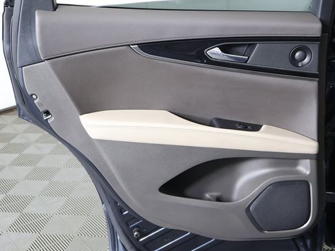 Used 2022 Lincoln Nautilus Reserve image 30