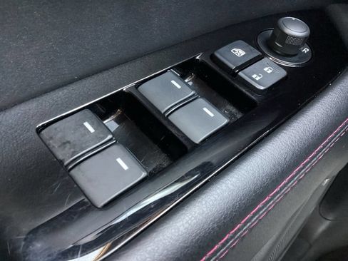 Used 2016 Buick Encore FWD image 23