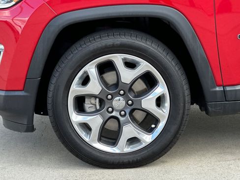 Used 2018 Jeep Compass Limited w/ Navigation Group image 25