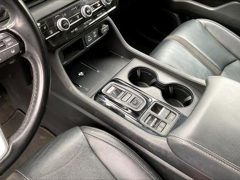 Used 2023 Honda Pilot EX-L image 16