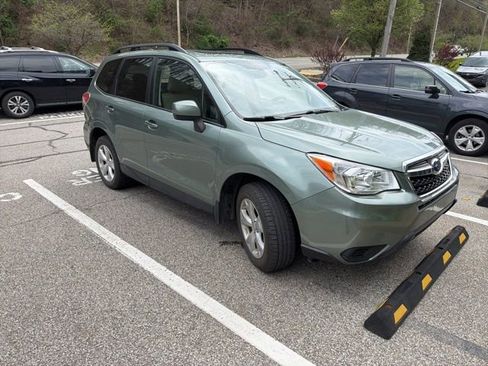 Used 2016 Subaru Forester 2.5i Premium w/ All-Weather Package AWD/4WD image 3