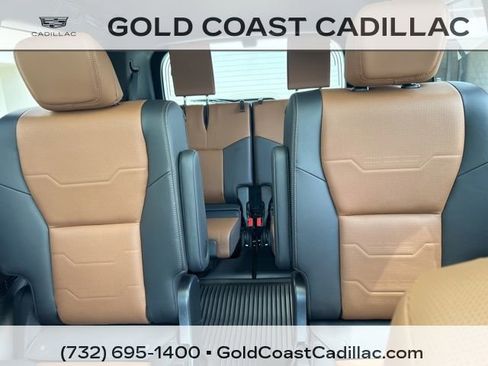 Used 2024 Lexus GX 550 w/ Accessory Package (31) AWD/4WD image 21