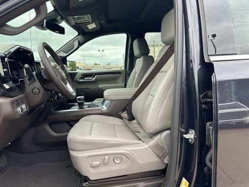 Used 2024 GMC Sierra 1500 SLT w/ SLT Premium Package AWD/4WD image 26