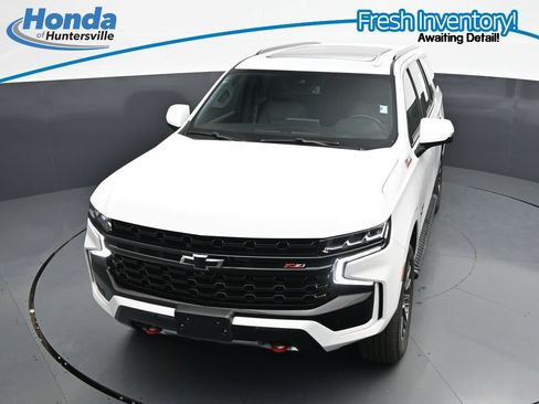 Used 2024 Chevrolet Tahoe Z71 w/ Luxury Package AWD/4WD image 18