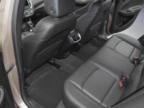 Used 2024 Chevrolet Malibu LT image 13