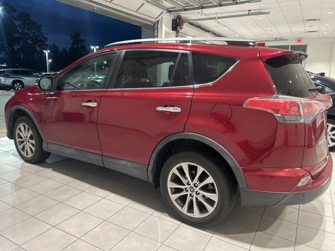Used 2018 Toyota RAV4 Limited image 4