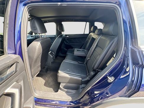 Used 2024 Volkswagen Tiguan SEL R-Line w/ MDO Package, Two-Row AWD/4WD image 28