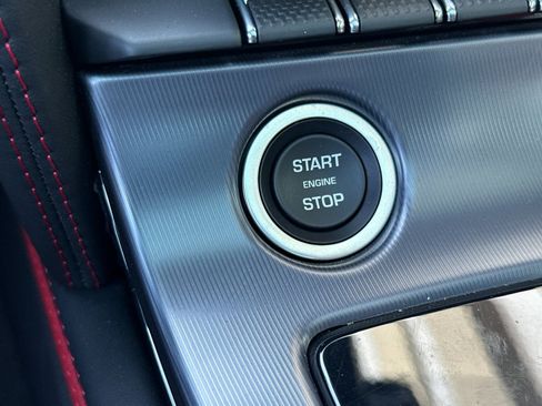 Used 2022 Jaguar F-TYPE R AWD/4WD image 19