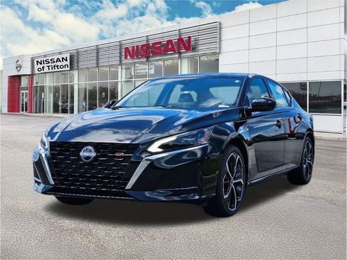 New 2025 Nissan Altima 2.5 SR w/ SR Premium Package image 3