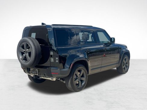 Used 2026 Land Rover Defender 110 S AWD/4WD image 8