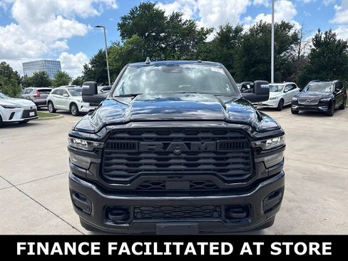 Used 2025 RAM 2500 Big Horn AWD/4WD image 2