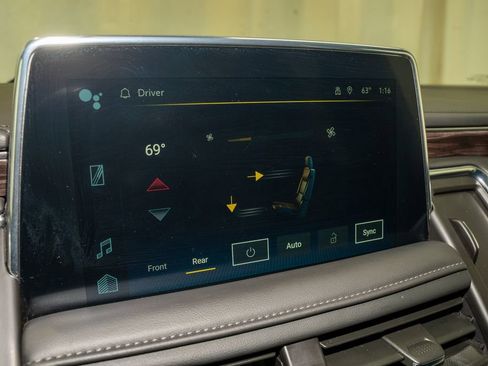 Used 2024 Chevrolet Tahoe LT image 14