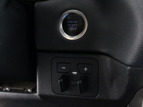 Used 2023 Toyota Tundra Limited w/ Power Package AWD/4WD image 20