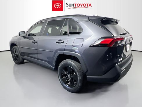 Used 2023 Toyota RAV4 XLE w/ Convenience Package FWD image 6