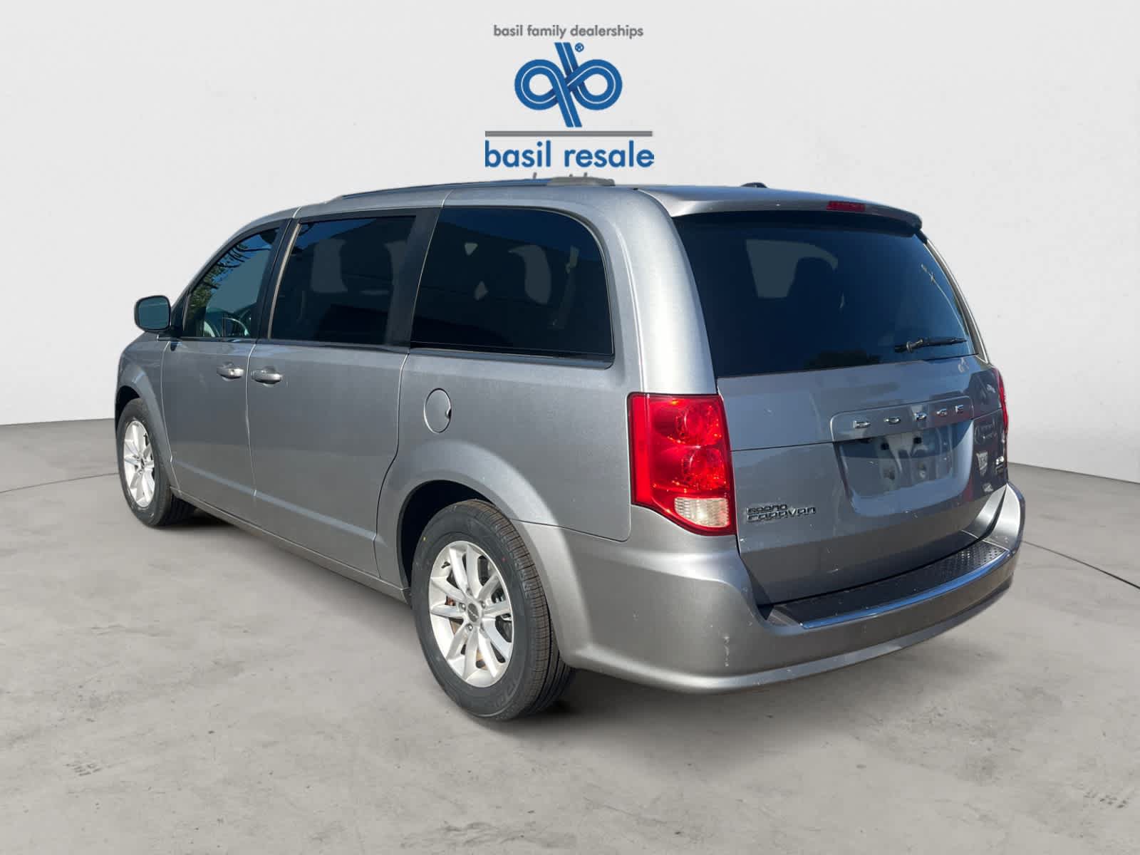 Used 2019 Dodge Grand Caravan SXT FWD image 5