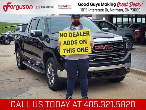 New 2026 GMC Sierra 1500 SLT w/ SLT Premium Plus Package AWD/4WD image 1