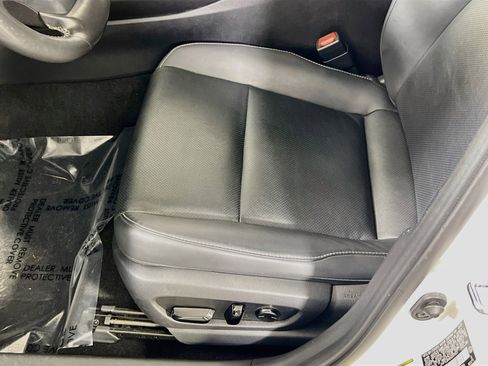 Used 2022 Lexus UX 250h w/ Premium Package AWD/4WD image 18