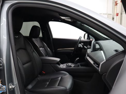 Used 2025 Cadillac XT4 Premium Luxury FWD image 29