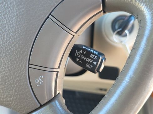 Used 2004 Lexus GX 470 AWD/4WD image 51