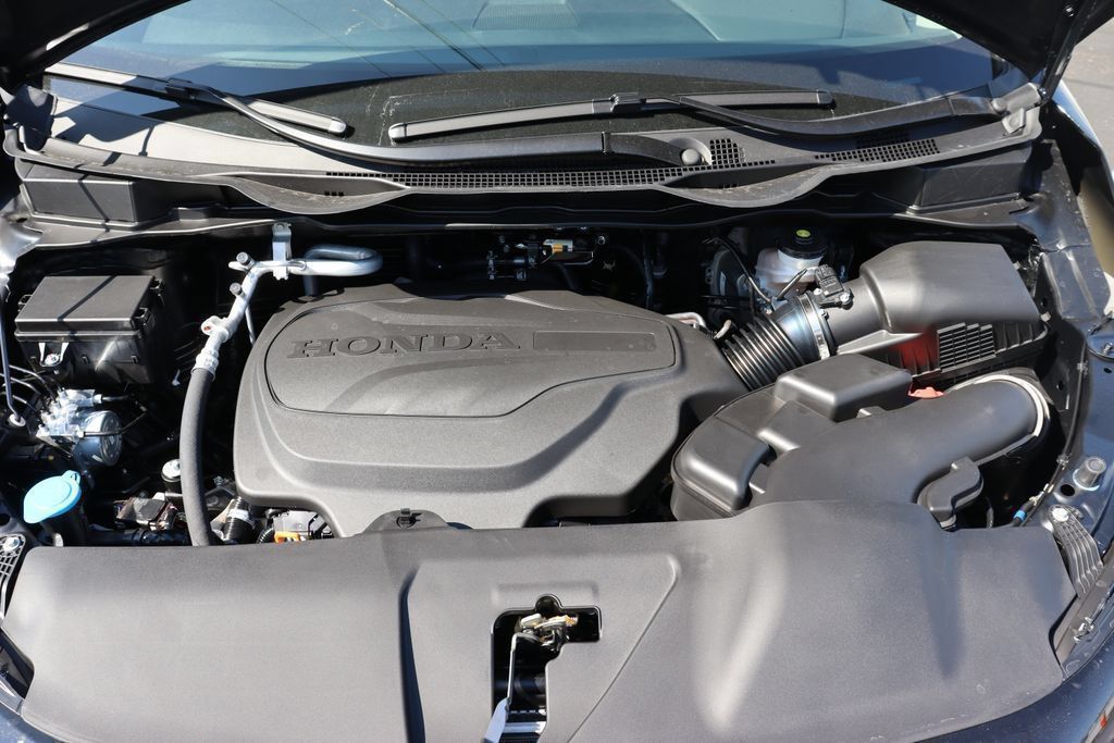 Certified 2026 Honda Odyssey Elite image 39