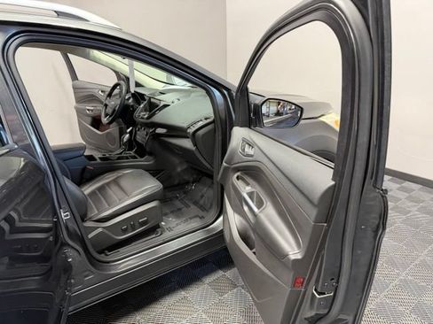 Used 2018 Ford Escape Titanium FWD image 23