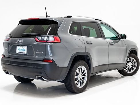Used 2021 Jeep Cherokee Latitude Lux w/ Comfort/Convenience Group AWD/4WD image 38