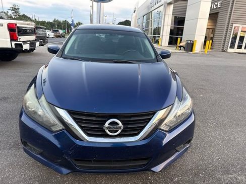 Used 2018 Nissan Altima 2.5 SR FWD image 7
